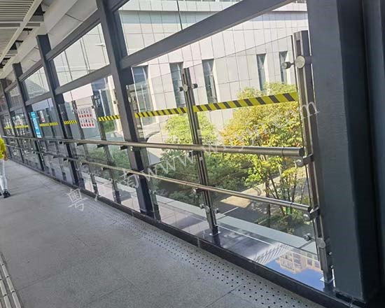 玻璃欄桿
